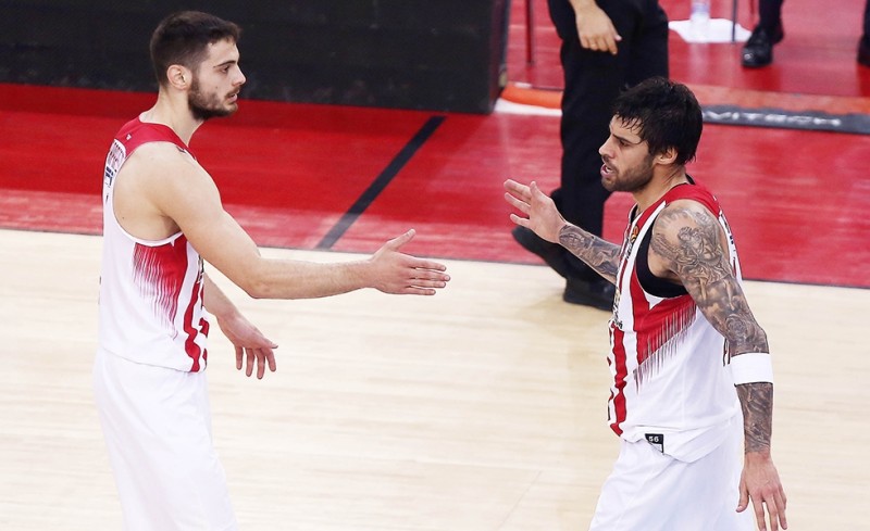 Χωρίς Μιλουτίνοφ, μέσα οι Παπαπέτρου, Πρίντεζης