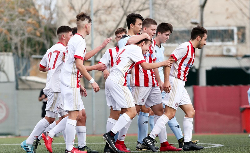 5άρα οι Παίδες, χατ τρικ ο Λιοφάγος!