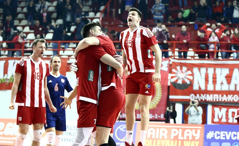 Να μείνει πρώτος και αήττητος