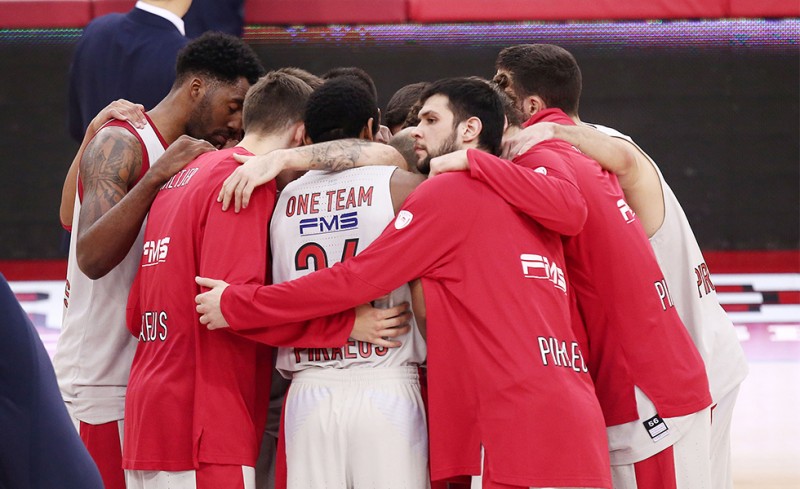 Έχω στην Πόλη μια δουλειά...