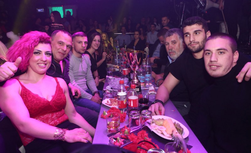 Έτσι γλεντάνε οι πρωταθλητές (photos)