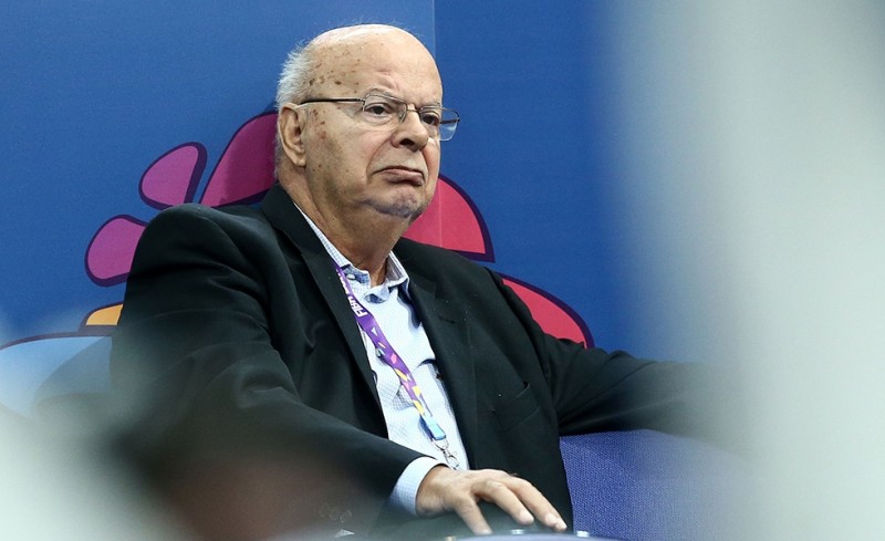 Ανίκανη η ΕΟΚ να φέρει τον Γιάννη και αφήνει τον κόσμο!
