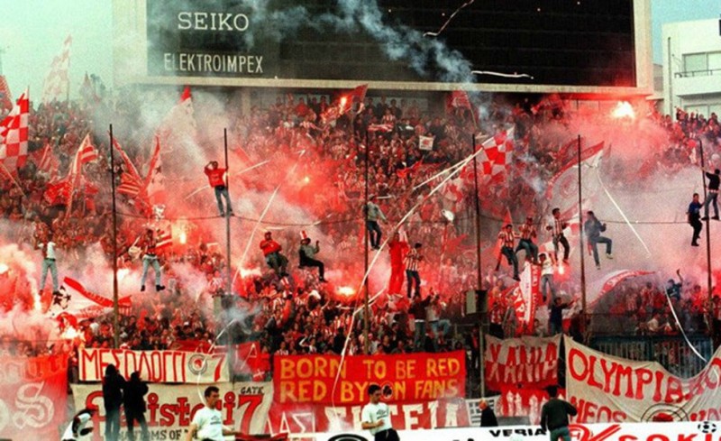 Τιμή και δόξα στο οφσάιντ του Κατσουράνη, στο πέναλτι του Παπουτσέλη και στη Ριζούπολη...