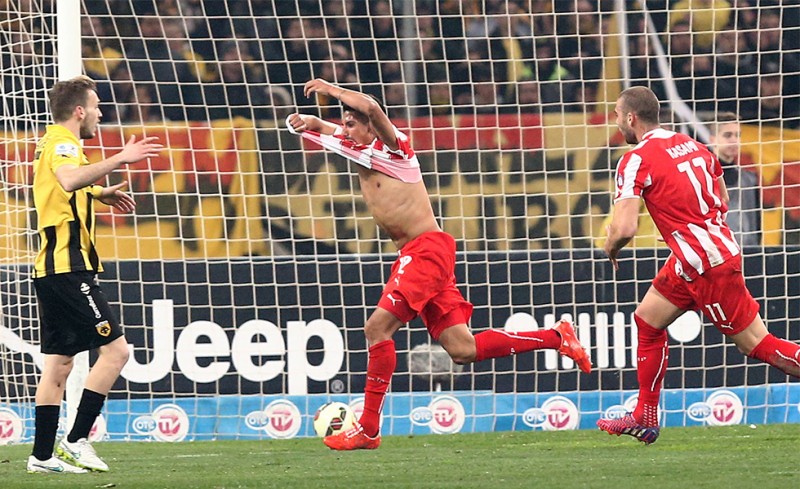 Η παράδοση με ΑΕΚ