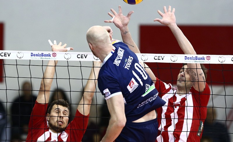 Άλλα λόγια να αγαπιόμαστε!