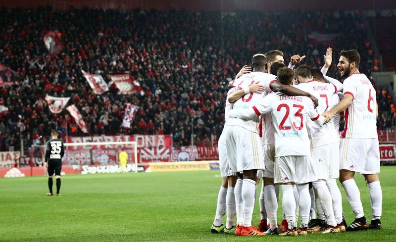 Γευμάτισαν οικογενειακά