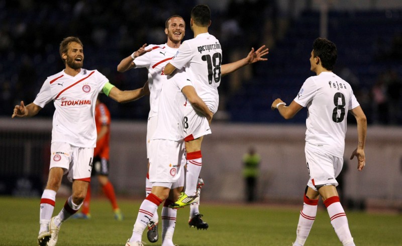 Δυσκολεύεται, αλλά περνάει