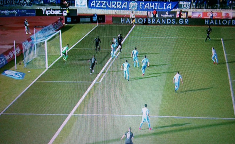 Δεν θα πεθάνουμε ποτέ, κουφάλα νεκροθάφτη...