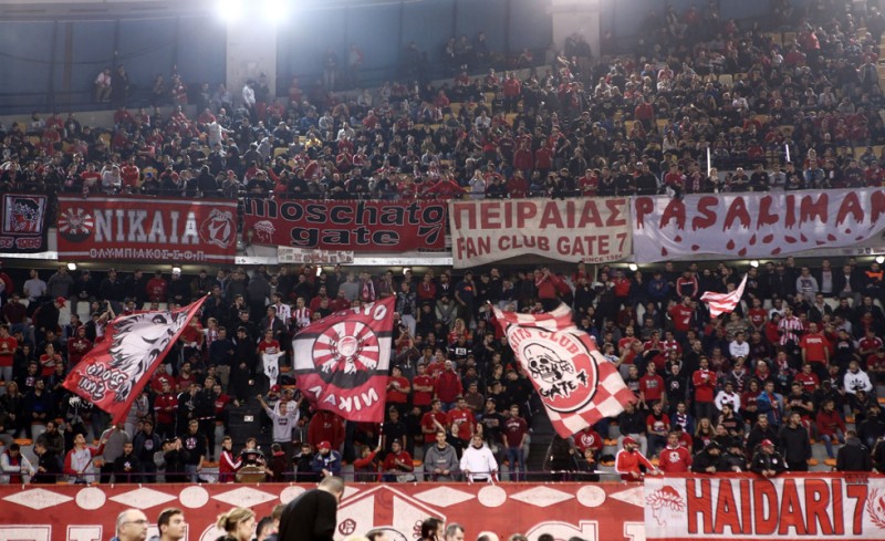 Τα εισιτήρια με Μπαρτσελόνα, Κολοσσό