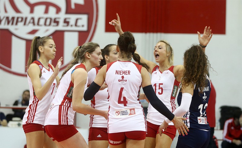 Ζεσταίνεται για τον τελικό