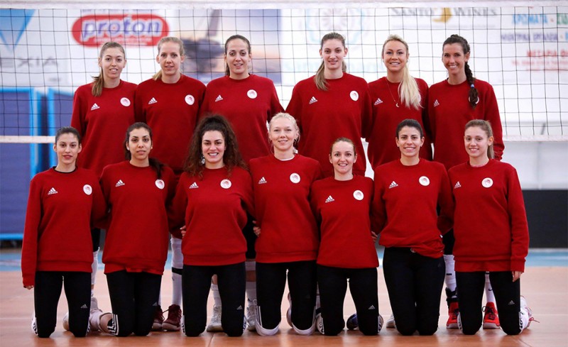 Κοριτσάρες έτοιμες για κούπα!