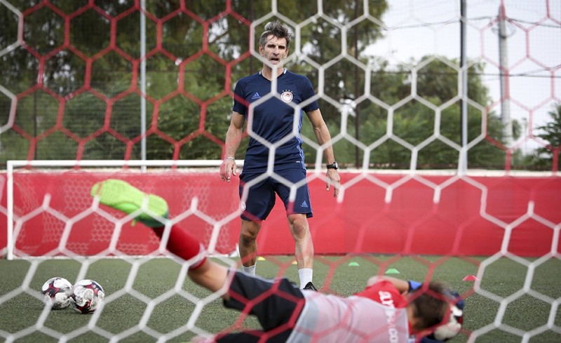 Τσέκαρε ταλέντα στον 