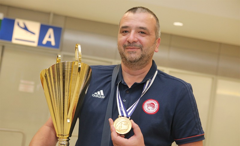 Εδώ και του χρόνου ο κόουτς των επιτυχιών!