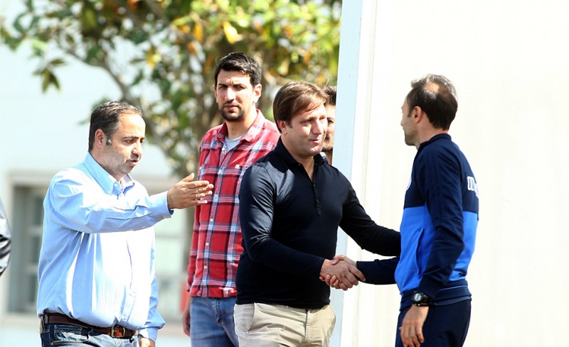 Τετ α τετ Μαρτίνς-Κόντη