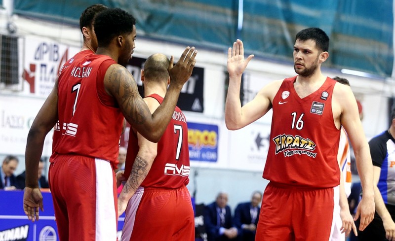 Αποχώρησε ο Παπανικολάου!