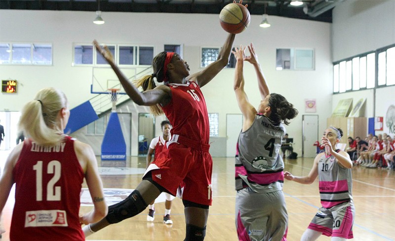 22/22 με νέα 100άρα!