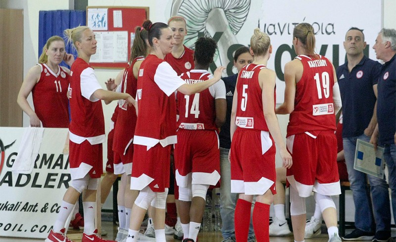 Την Τετάρτη με Δάφνη