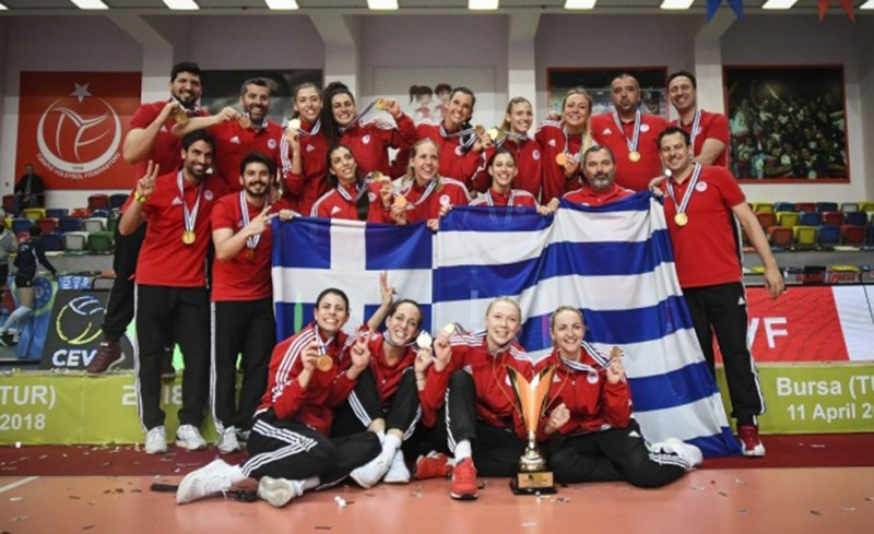 Το σήκωσαν στην Τουρκία οι γυναικάρες του Θρύλου!