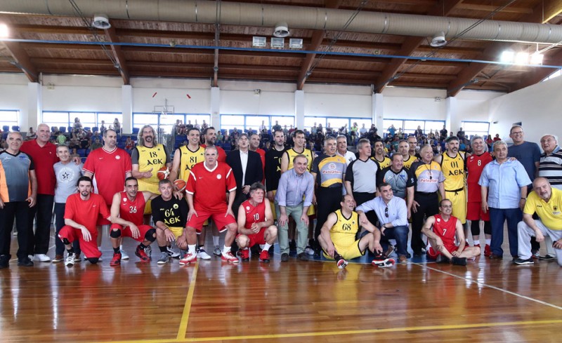 Φιλικό για καλό σκοπό (photos)