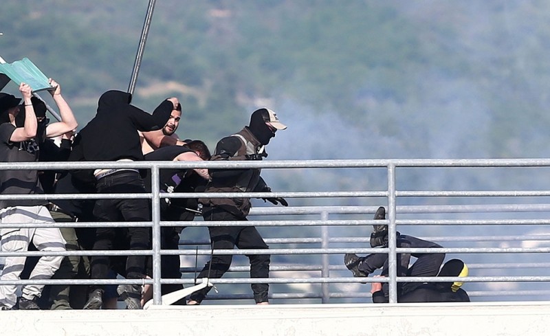 Άρχισαν τα... όργανα!