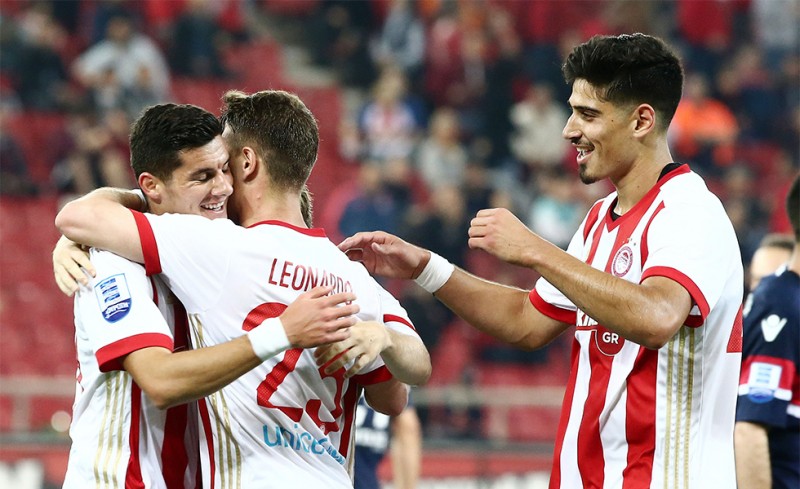 Το 57% από την Ακαδημία!