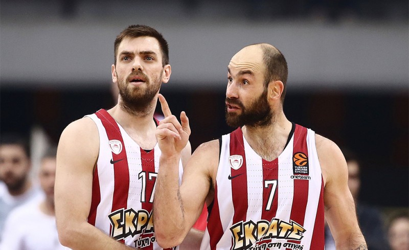 Ζέσταμα για τα πλέι οφ