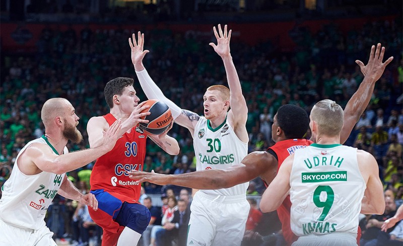 Τελευταία η ΤΣΣΚΑ!