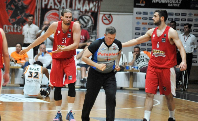 Ναι, αλλά στο... Φάρο είναι όλα καλά!