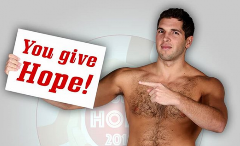 Οι αθλητές του Θρύλου δίπλα στους πρόσφυγες