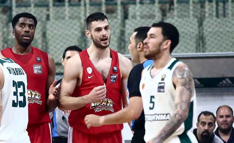 Δώστε στο βάζελο βολές!