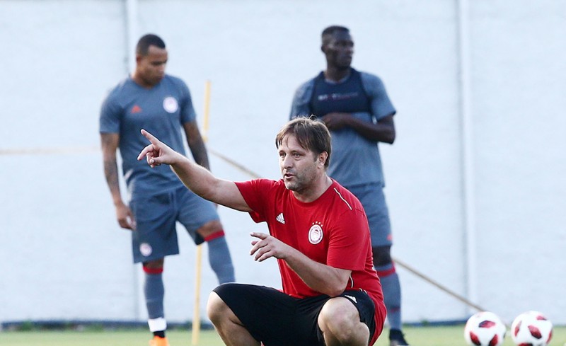 Οι οδηγίες του Μαρτίνς και τα κολπάκια του Καμαρά