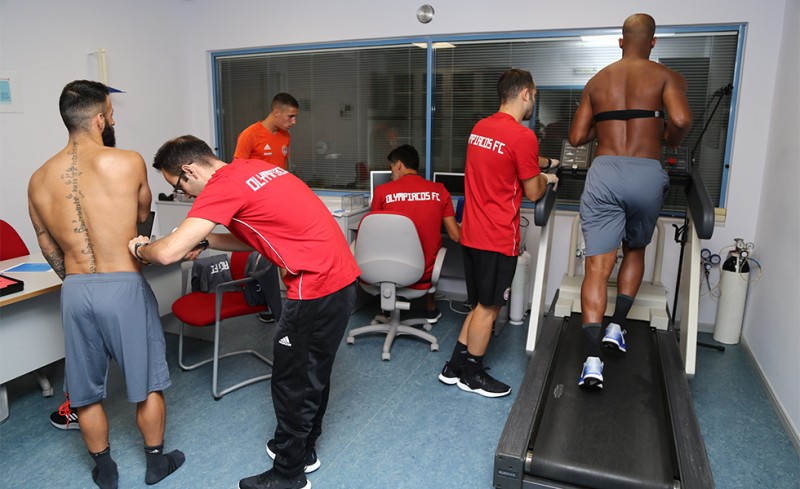 Και τώρα... στο γήπεδο (video)