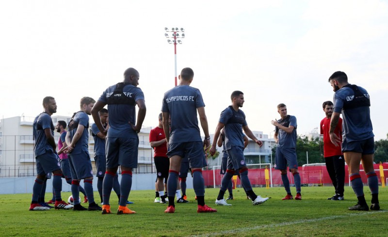 Δεύτερη μέρα στο γήπεδο