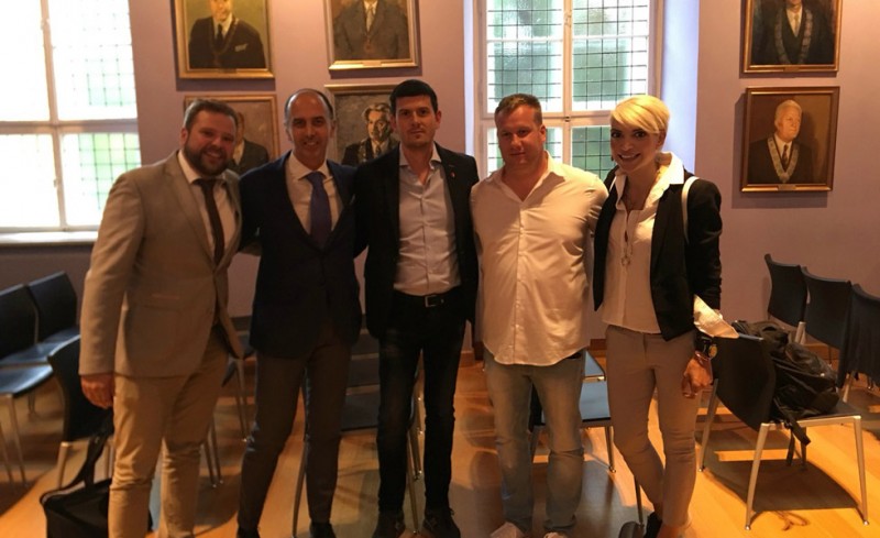 Με Θρύλο η συνάντηση του 