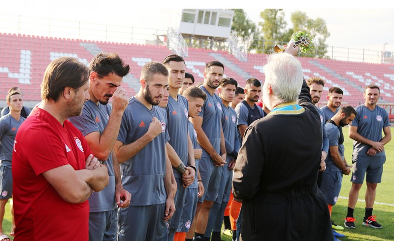 Ο αγιασμός του Θρύλου (photos)