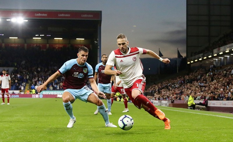 Μπέρνλι-Ολυμπιακός 1-1 (Τελικό)