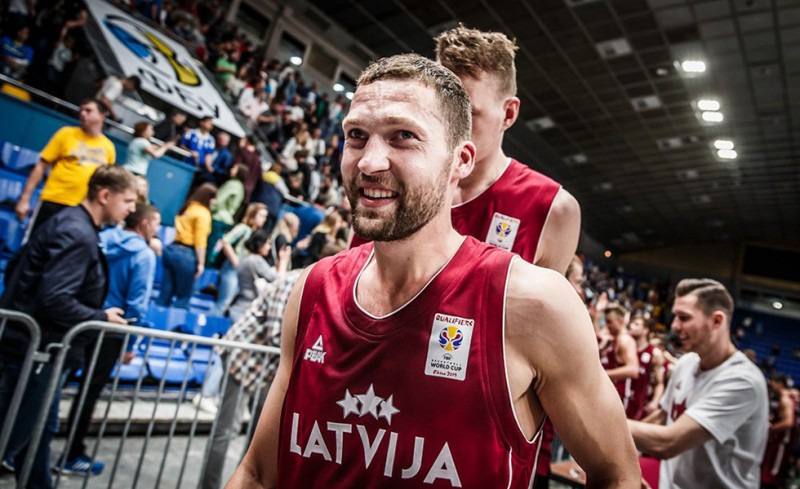 Κλήθηκαν Στρέλνιεκς και Τίμα