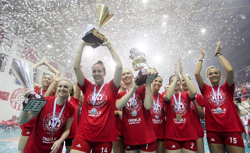 Τα φιλικά των τρεμπλούχων