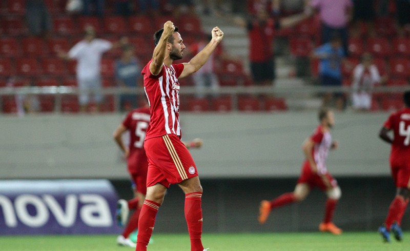 Η οικογένεια Βούκοβιτς στα ερυθρόλευκα! (photo)