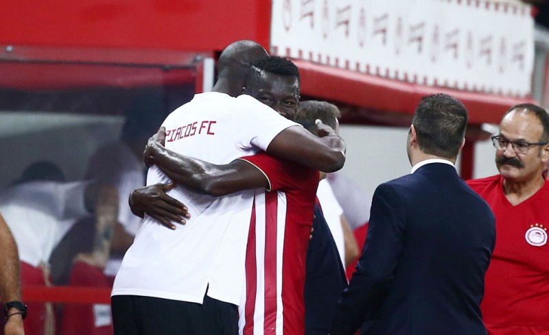 Η αγκαλιά του Τουρέ στον Καμαρά