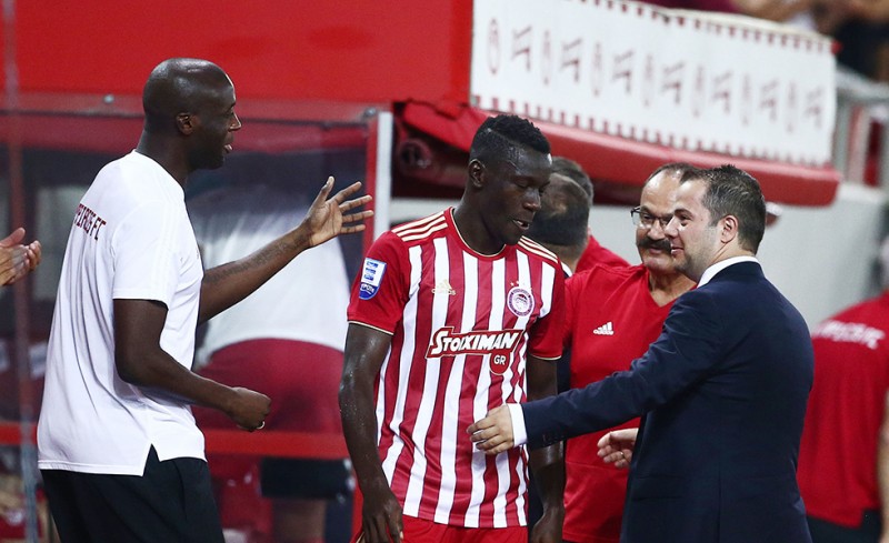 Τα συγχαρητήρια του Τουρέ! (photo)