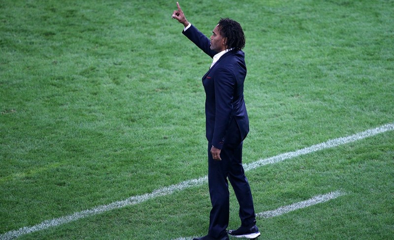 Ξέσπασε και ο Καρεμπέ