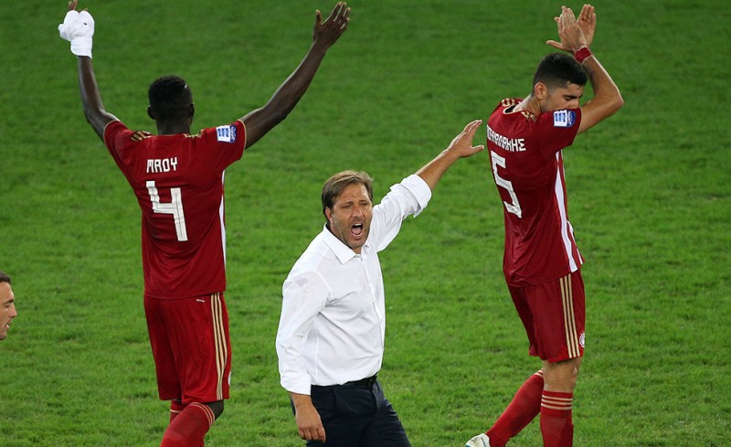 Ευχαρίστησε και τον κόσμο ο κόουτς! (photo)