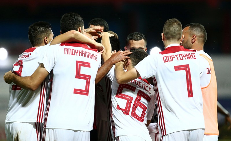 12 ποντάκια και συνεχίζουμε...