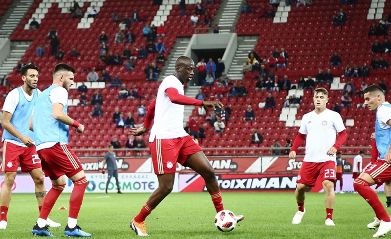 Η είσοδος του παικταρά στο γήπεδο!