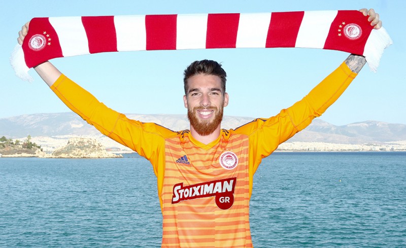 Οι πρώτες εικόνες του Σα με τη φανέλα του Θρύλου