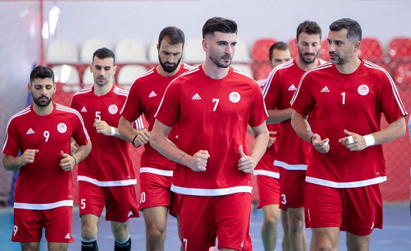 Άλλα δύο φιλικά