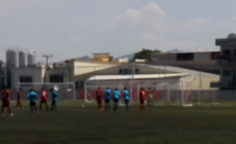 Έκανε... ποδαρικό ο Γούλας (video)