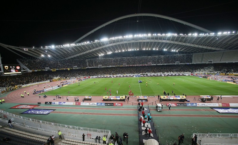 Εισβολή οπαδών στο ΟΑΚΑ! (Video)