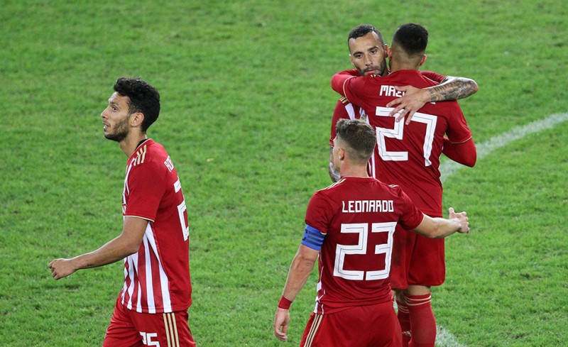 Εξασφαλίζει την πρόκριση